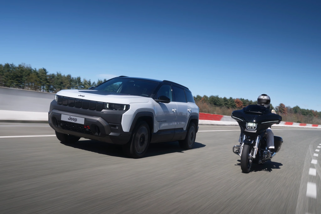 Братство доріг: Jeep та Harley-Davidson знову разом