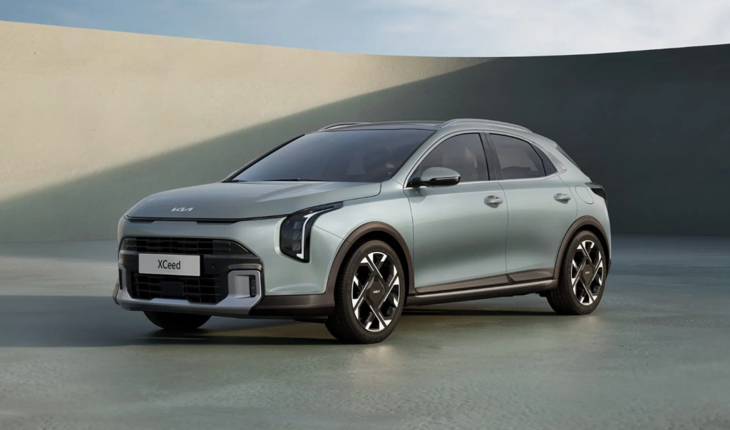 Kia XCeed пережив радикальне оновлення: дизайн від EV3, новий салон …