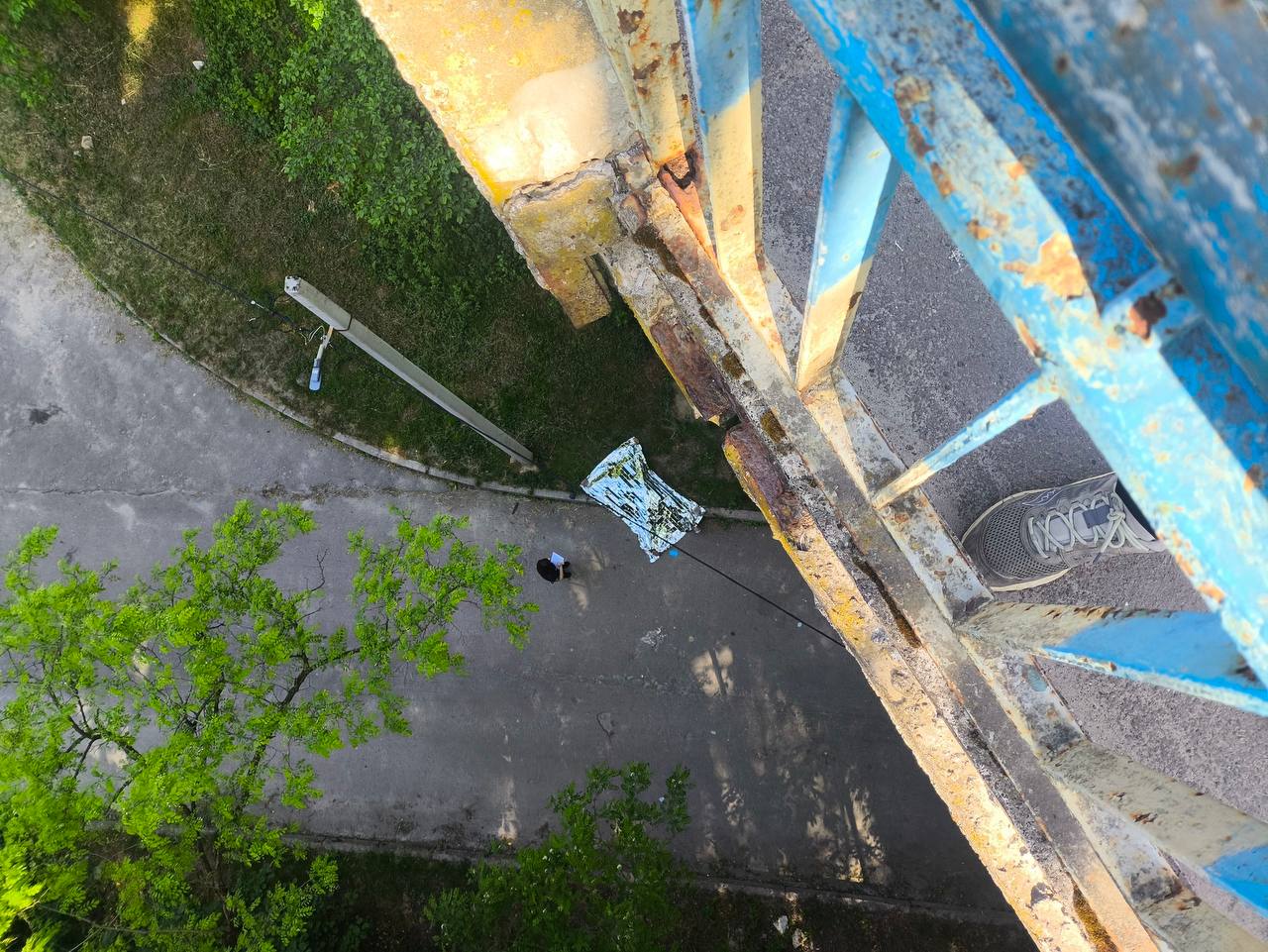 У львівському парку під мостом виявили тіло 66-річного чоловіка