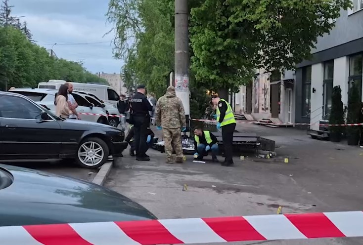 Поліція повідомила про підозру чоловіку, який підірвав гранату в Охтирці