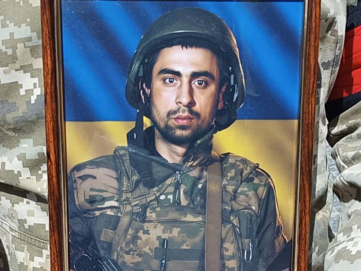 У Сумах попрощалися із захисником Дмитром Сидоровим