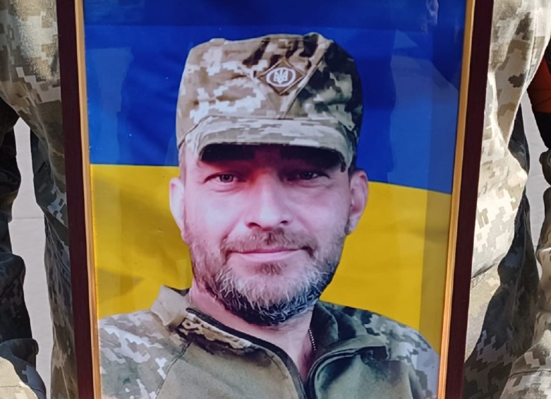 У Сумах попрощалися із захисником Олександром Приходьком