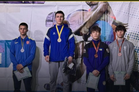 Борці з Сумщини – з медалями чемпіонату України